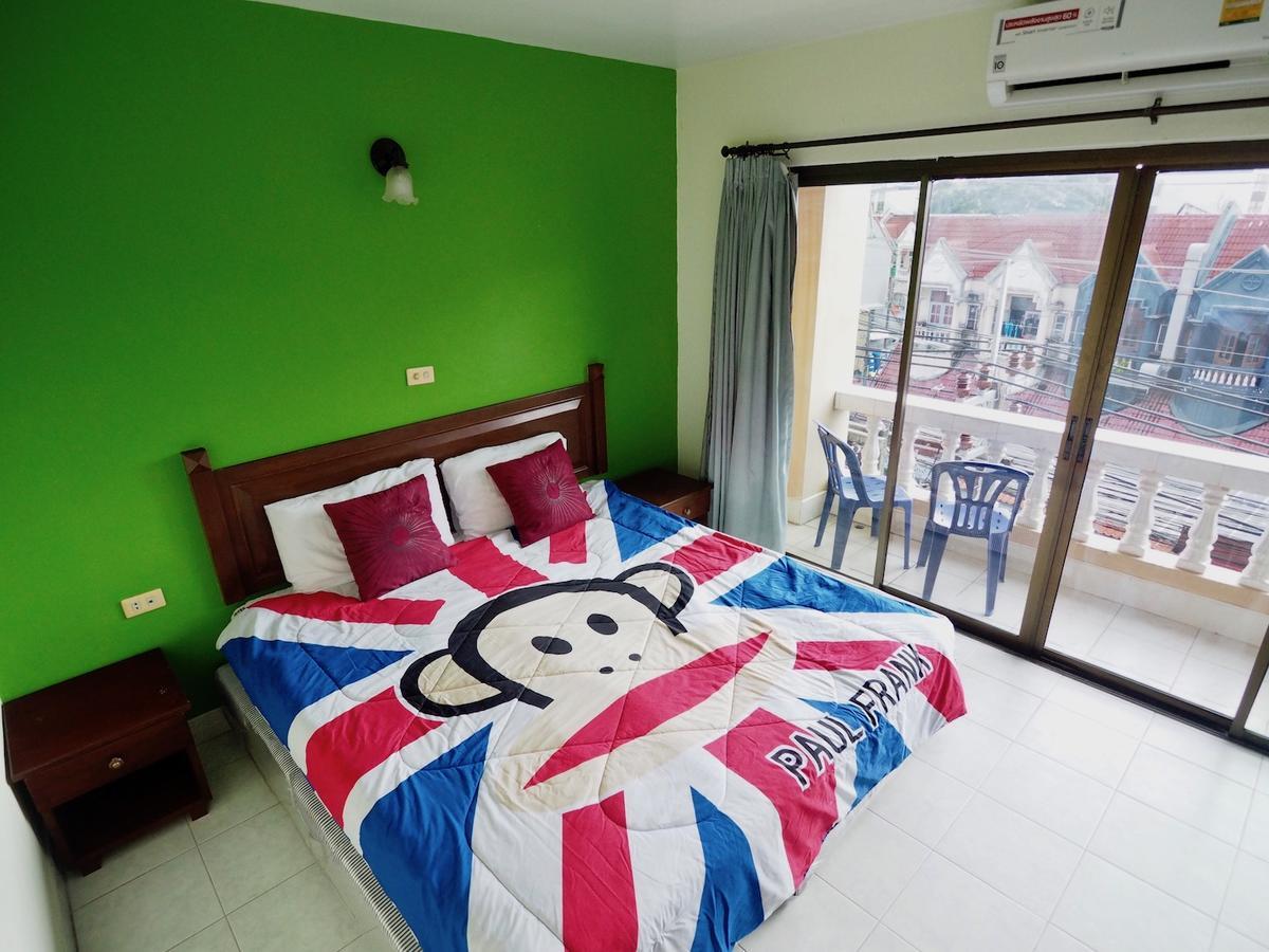Hotel Sawasdee Mansion à Patong Extérieur photo