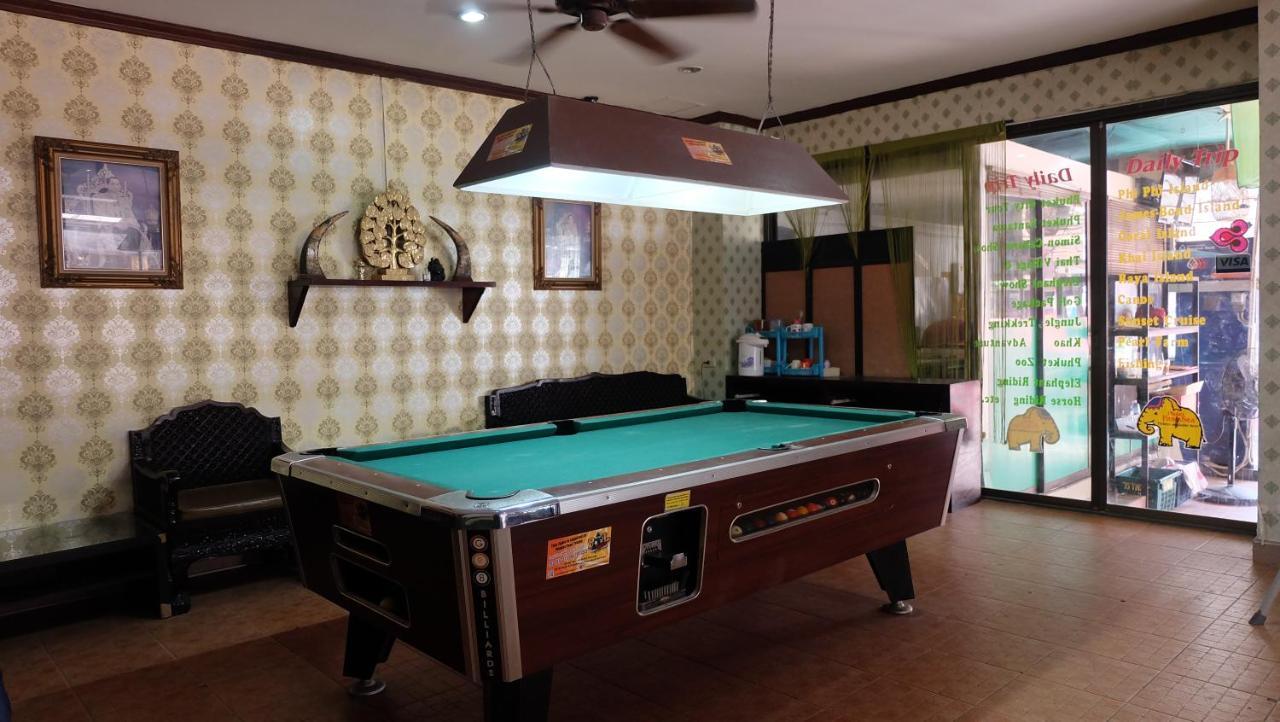 Hotel Sawasdee Mansion à Patong Extérieur photo